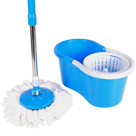 Magic mop with spinning action